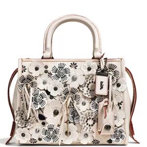 Coach Wild Tea Rose Rogue 25
